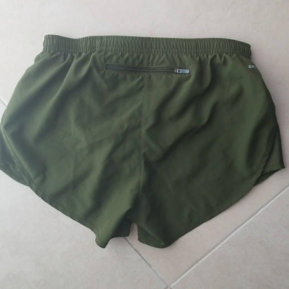NWOT Nike Dri-Fit Shorts - Picture 2 of 2